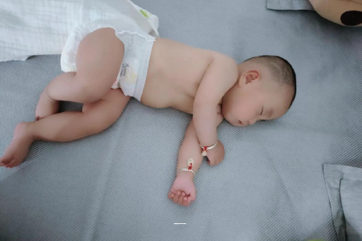 代怀包生男孩机构孕妇为什么爱出汗